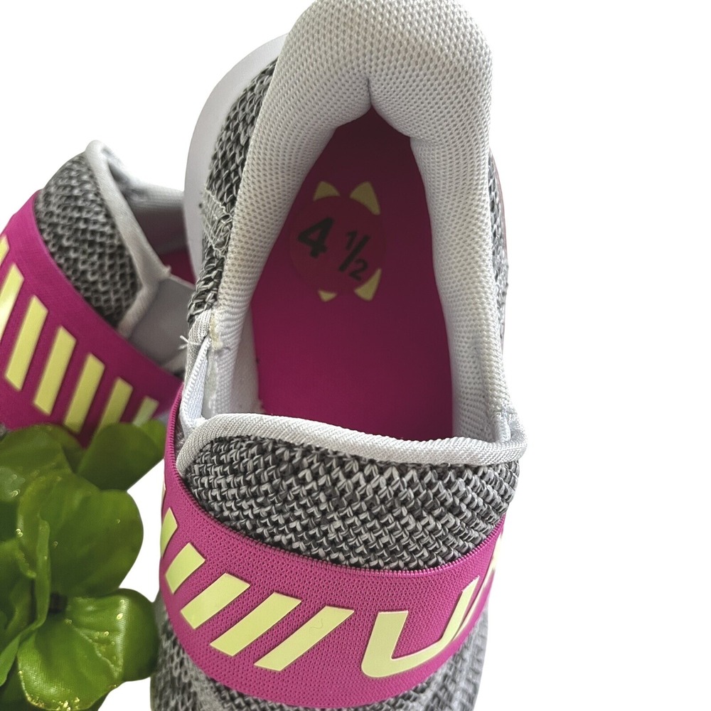 Under Armour Sneakers Girls Kids Youth Size 4.5 pink Gray Outhustle Tennis Shoes - Picture 6 of 6